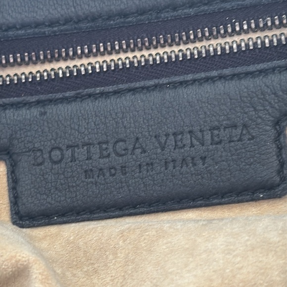 BOTTEGA VENETA Padded Black Intrecciato-Trimmed Leather Satchel. RT $ 3998. - Picture 11 of 16